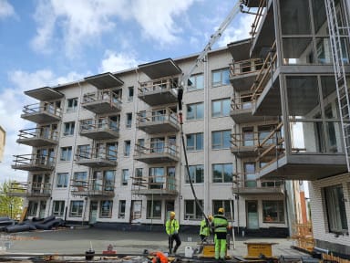 Autohallin kannen valu