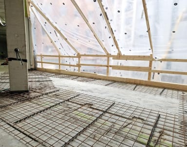 C-lohko pintabetonilattian raudoitusta