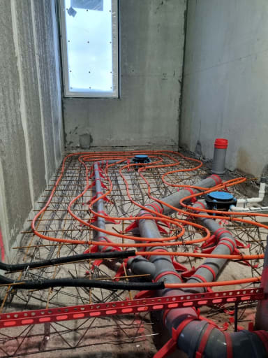 Heka A kph lattialäm.