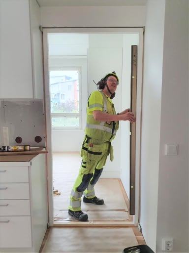 Välioviasennus Muusa B