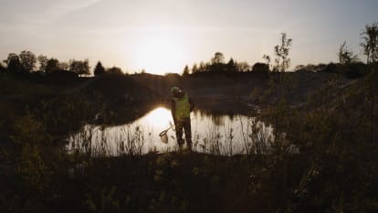 A wide view of the Orekil Bridge.