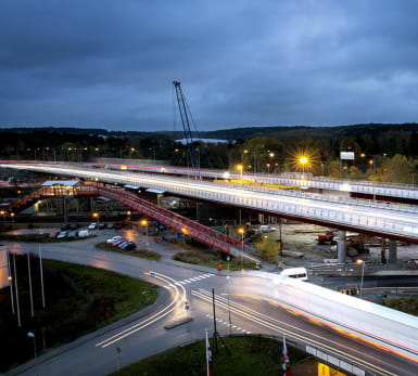 Bild på konstruktionen av nya E4-bron i Rotebro.