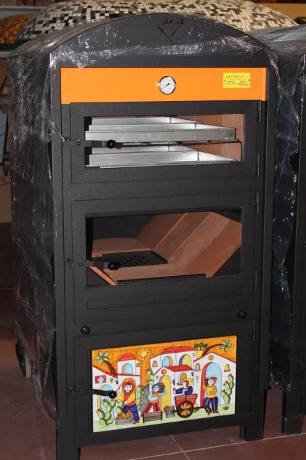 Della Nonno ved Orange