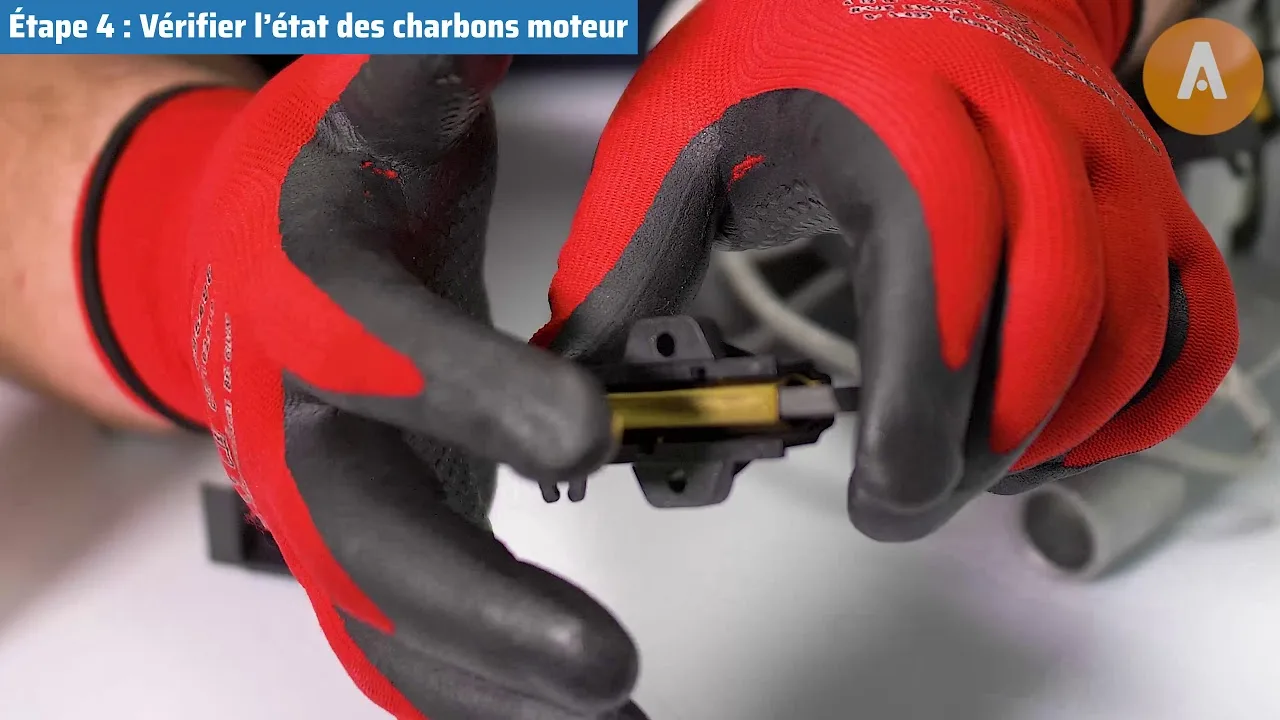 Comment changer le moteur et les charbons de moteur de mon lave-linge ?