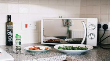 Guide d’achat : comment bien choisir le meilleur micro-ondes ?