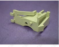 Soporte del arco trasero derecho