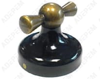 Botón de las 12 en negro y dorado