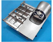 Carcasa frontal de plástico