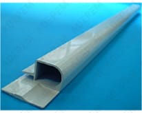 Cubierta blanca de perfil trasero