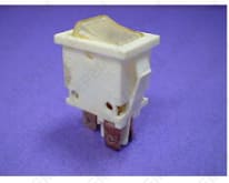 Interruptor transparente de 3 polos 10a