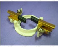 Soporte + carbones (2), 00054870