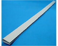 Embellecedor blanco para bandeja de verduras image