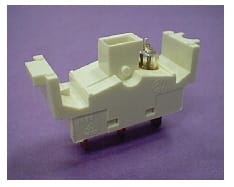 Interruptor de 3 polos image