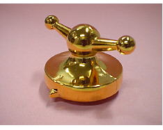 Botón dorado de las 12 image