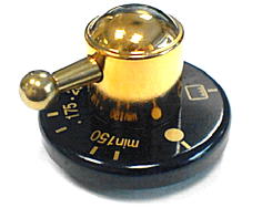 Manopola del forno dorata e nera image