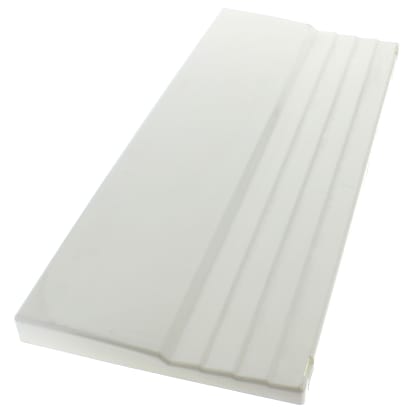 Puerta bajo horno image