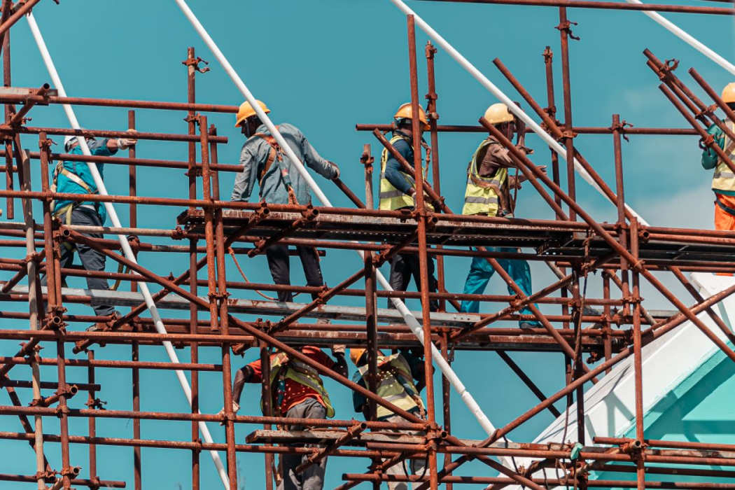 Biometrics Dhin Bidheyseen ah Work Permit eh Hoadhan 3 Mas, Eah Fahu "Mass Deportation" Campaign eh