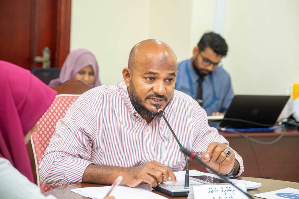 Councilorunge Adhadhu Madhukuraa Bill Thah Dhiraasaa Kuraa Committee Ge Mugarrirakah Shujau