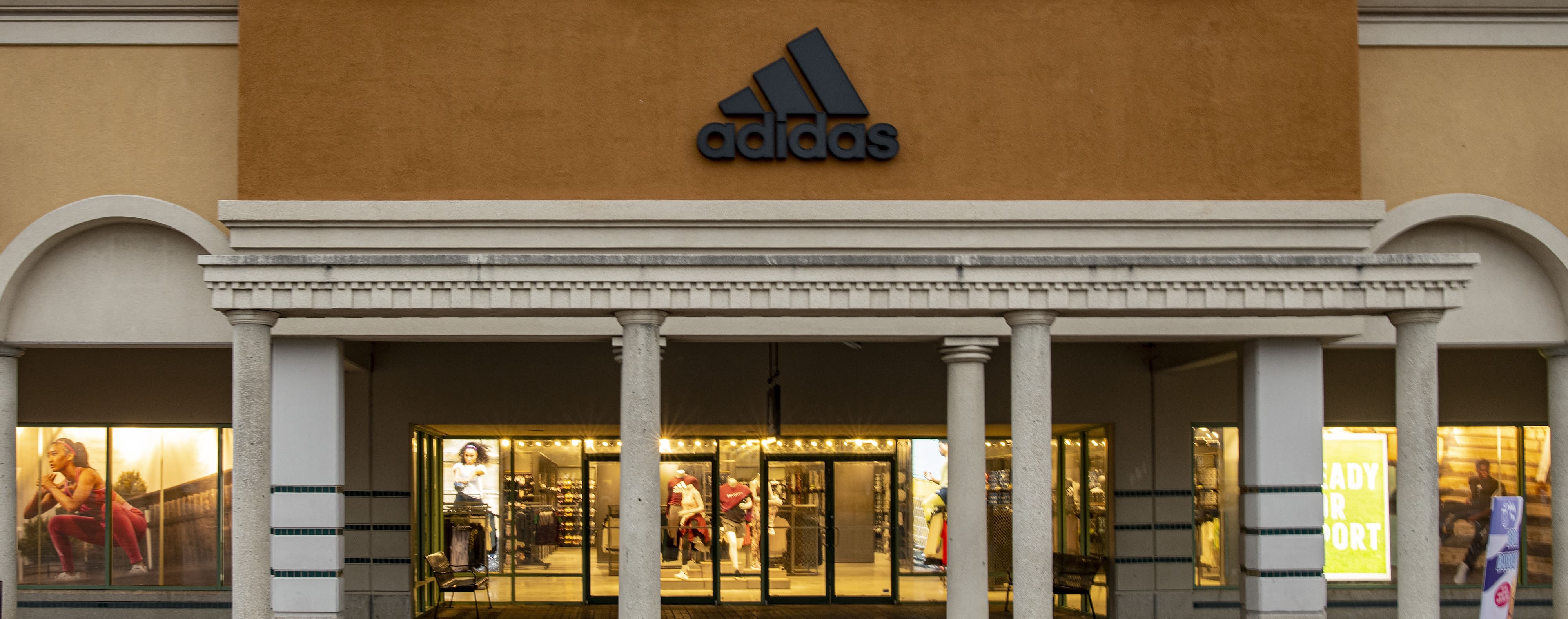 adidas Outlet Store San Marcos