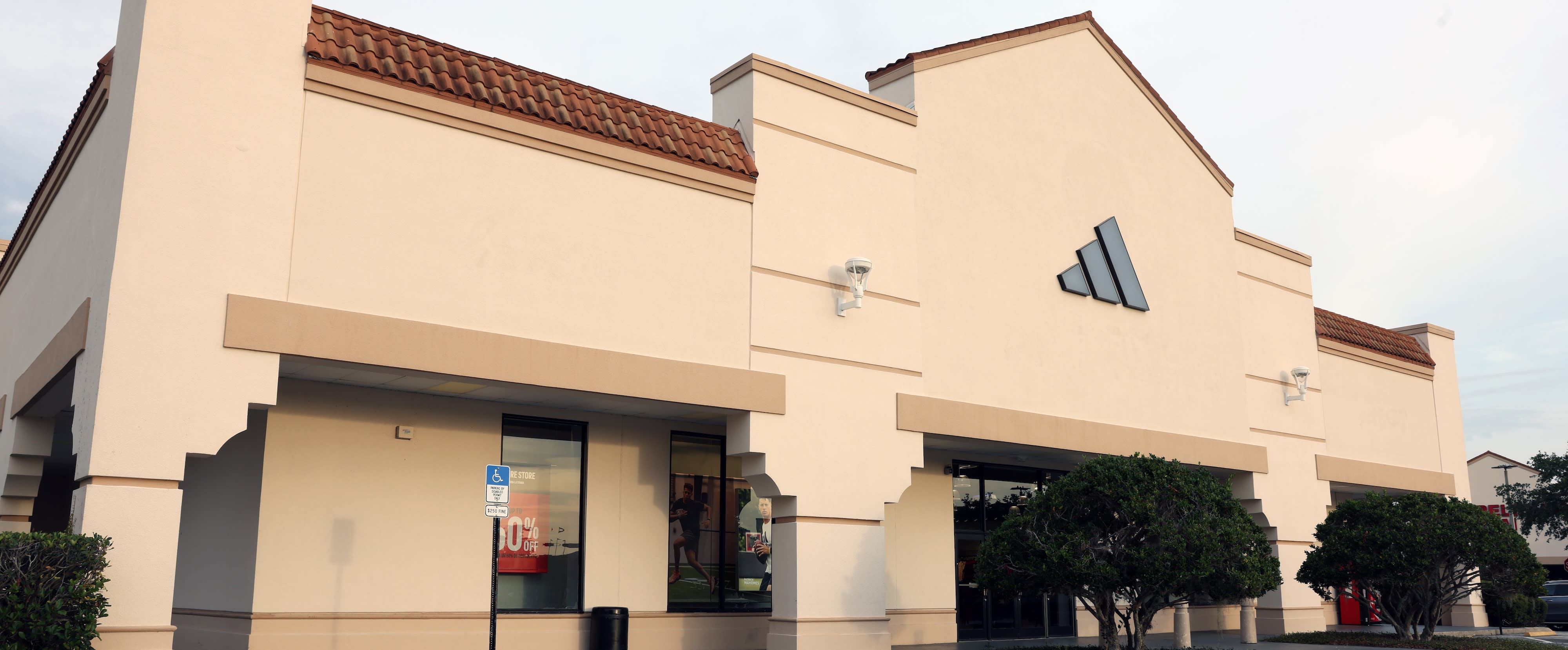adidas Outlet Store Orlando, International Drive