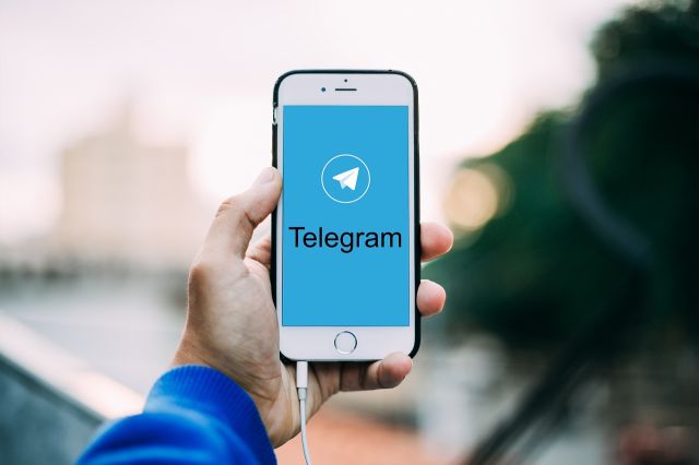 Las 6 mejores páginas para comprar seguidores de Telegram 📲