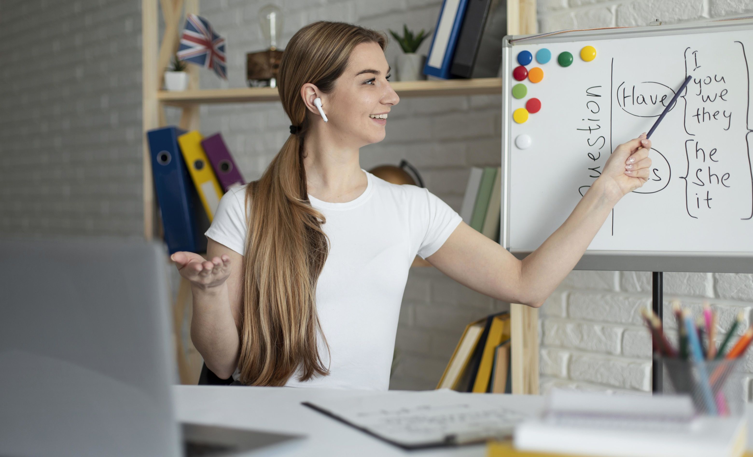 Английский язык 2 класс enjoy english. Английский язык. Enjoy lesson. Коуч для студентов. Английский презентация для вводного урока.