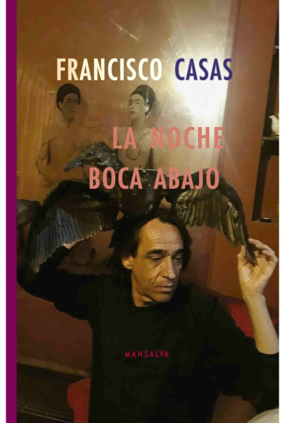La noche boca abajo