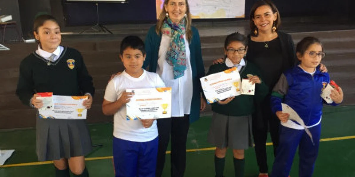 Cívicamente llega a la Ciudad de Copiapo en colaboración con el DAEM Cívicamente llega a la Ciudad de Copiapo en colaboración con el DAEM
