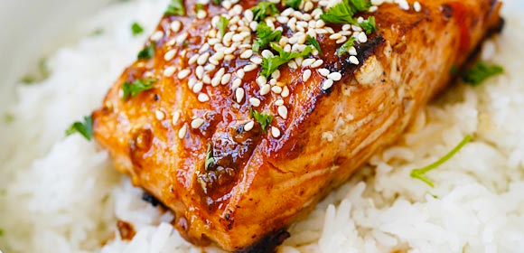 Sorprende con este delicioso salmón glaseado