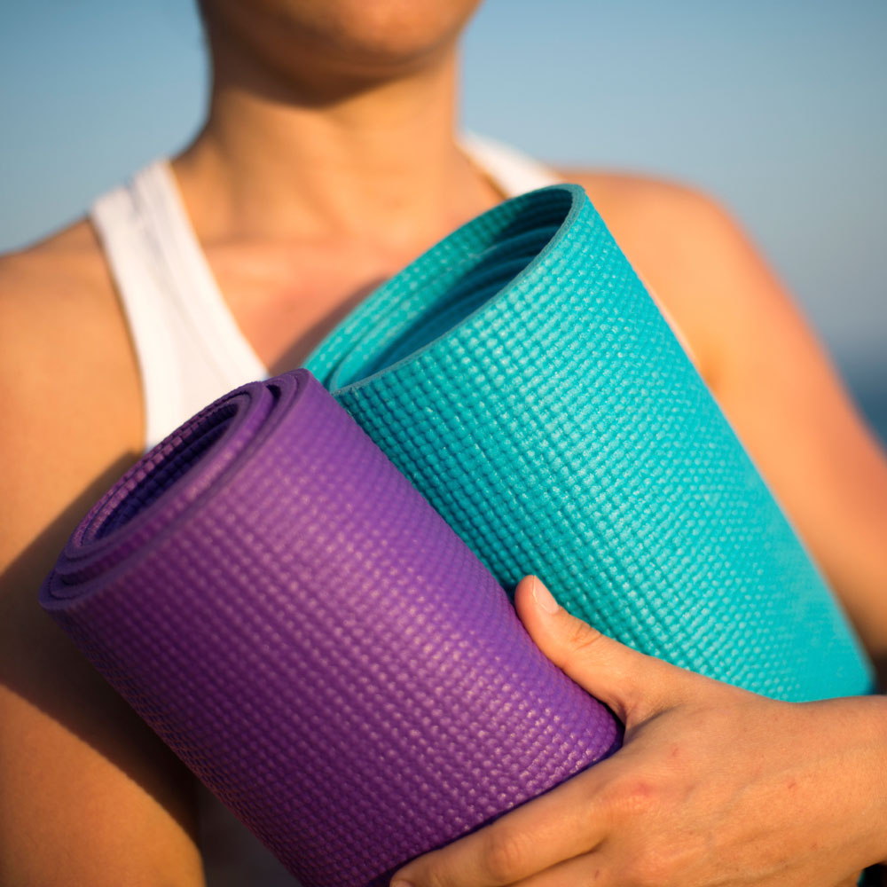 ¡Bolso de yoga hecho de jeans reciclado!
