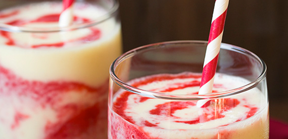 Un exquisito smoothie de frutilla colada