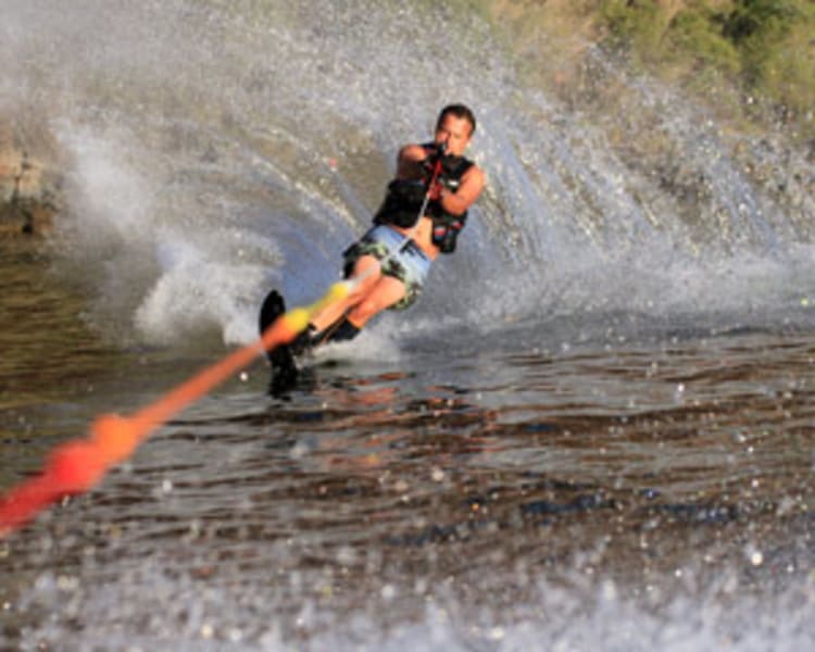 Water Skiing / Wakeboarding Orlando, Private Lake - 1 Hour