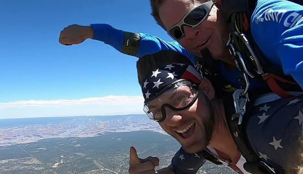 Skydive the Grand Canyon - 15,000ft Jump with Scenic Flight from Las Vegas