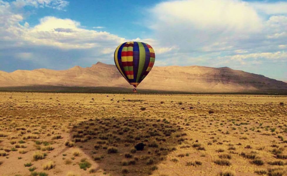 Hot Air Balloon Las Vegas, 1 Hour Flight with Breakfast