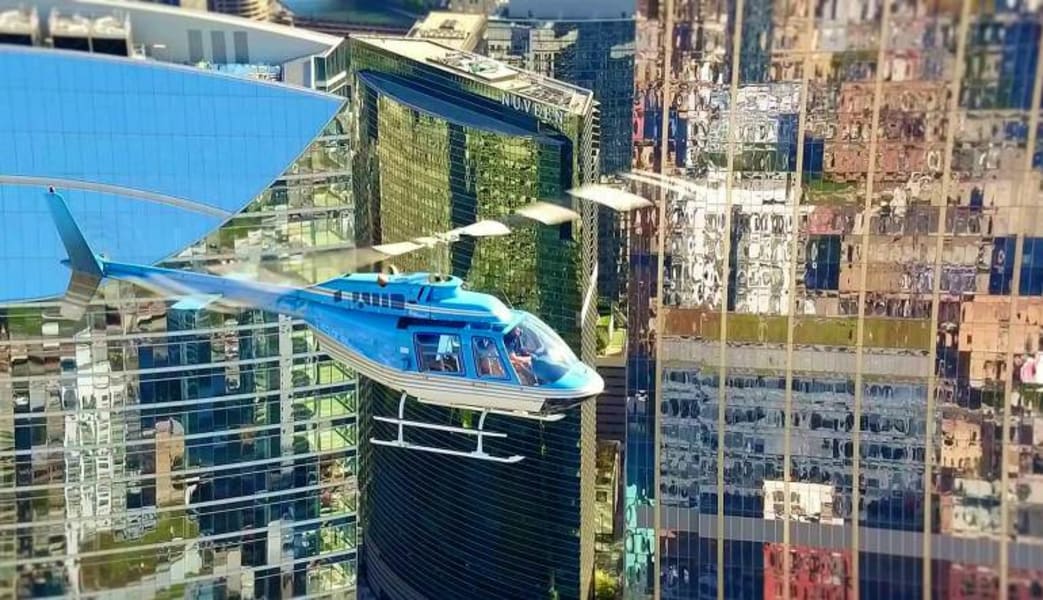 Private Helicopter Tour Chicago for 4 - 15 Minute Flight