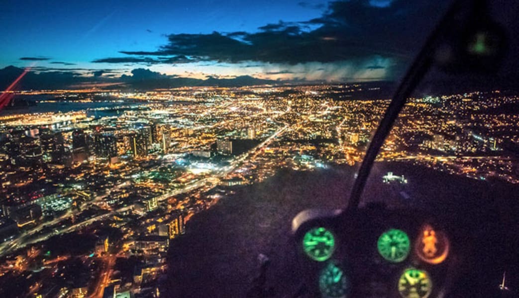 Image of Helicopter Tour Oahu, Evening Flight (Doors Off Available) - 15 Minutes
