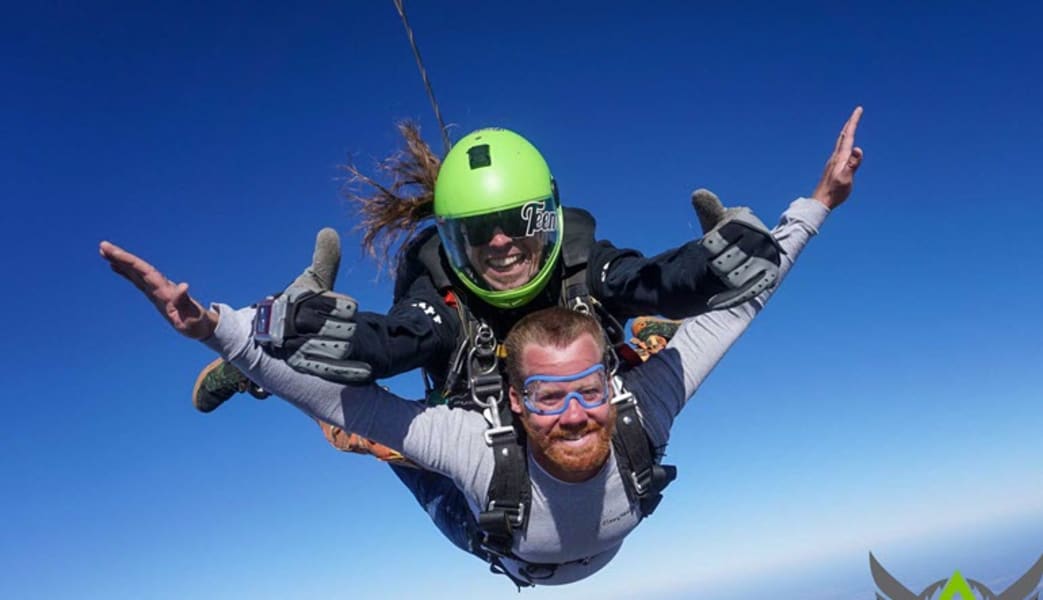 Skydiving Kansas City - 8,000ft Jump