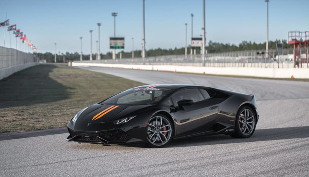 Lamborghini Huracan 3 Lap Drive, Autobahn Country Club - Chicago