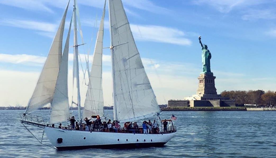 New York City Manhattan Daytime Statue Sail - 90 Minutes