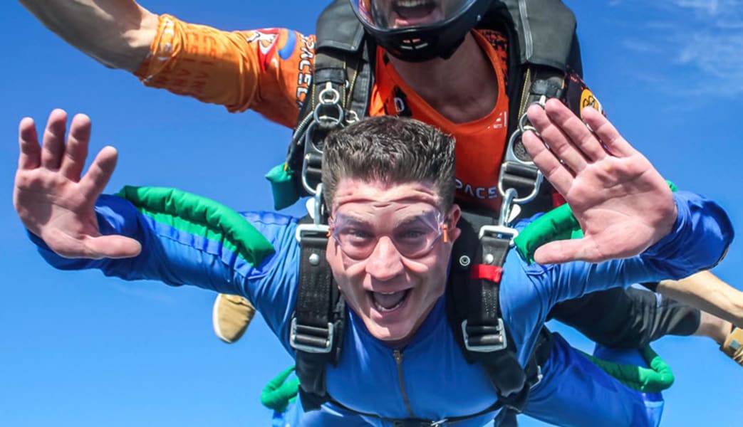 Skydiving Dallas, Whitewright - 14,000ft Jump Weekdays