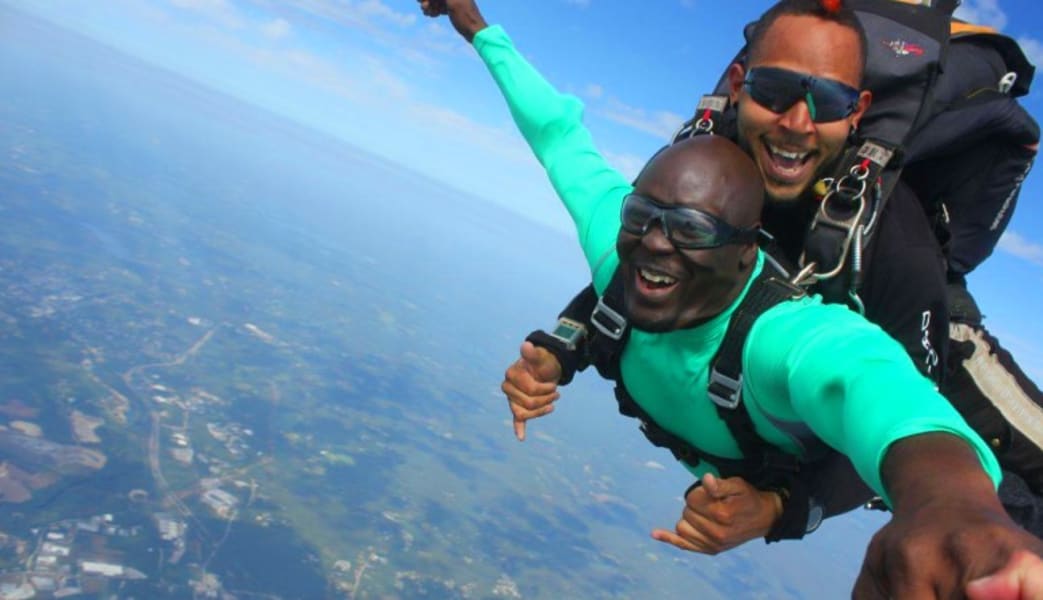 Skydive Hartford - 10,000ft Jump