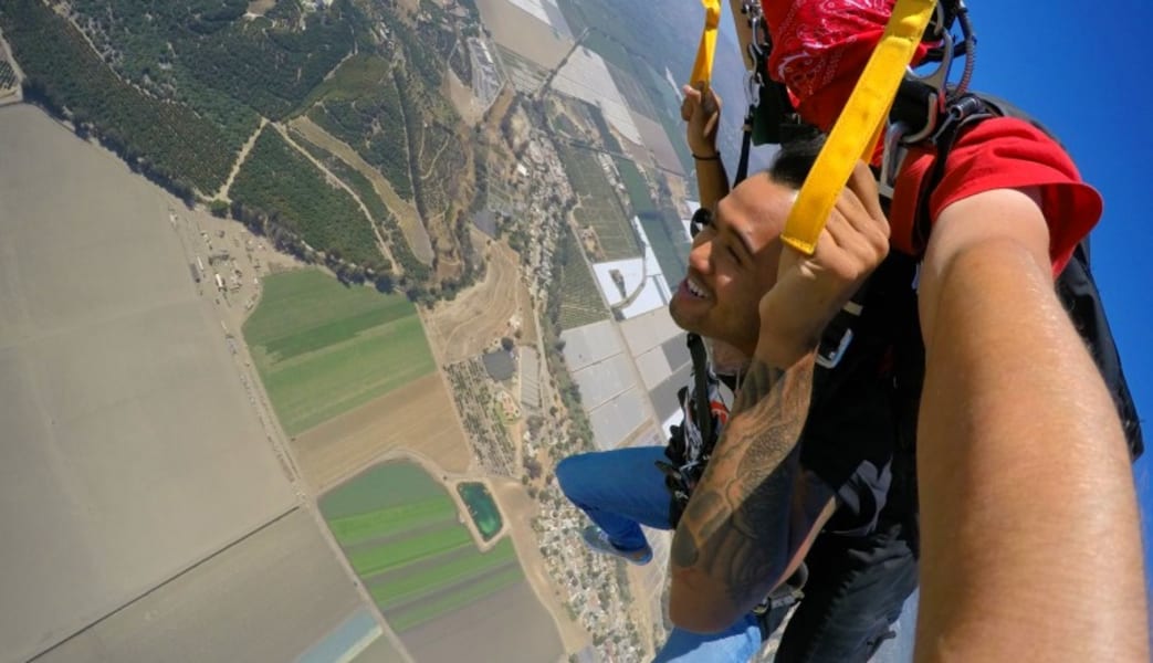 Skydive Los Angeles, Weekday - 10,000ft Jump