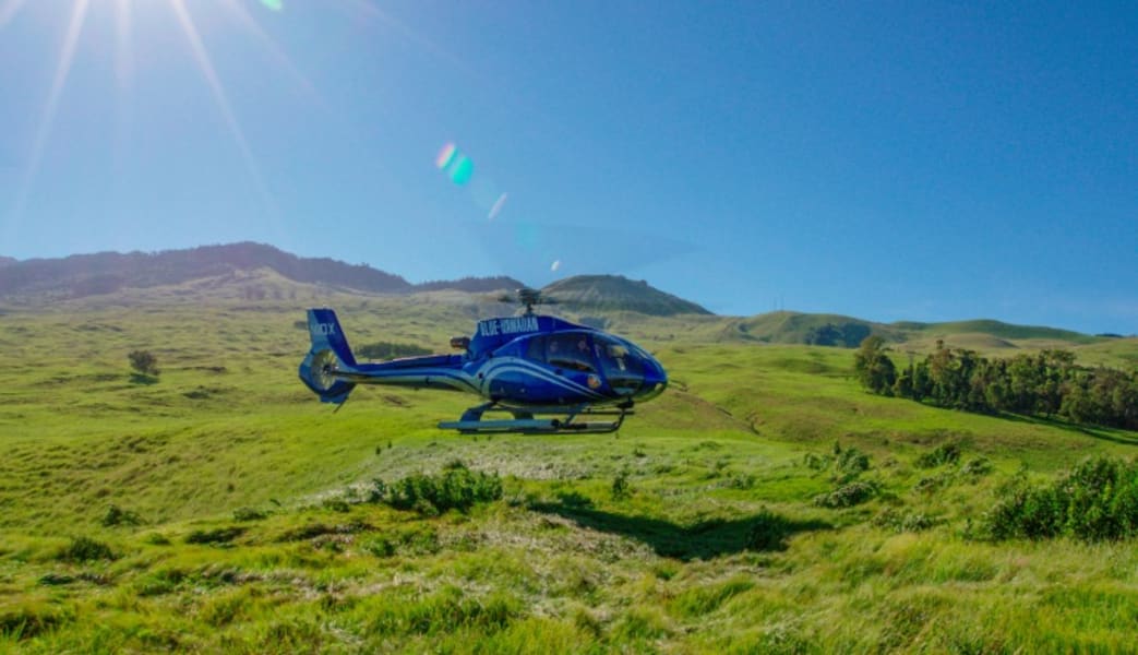 Helicopter Tour Maui, Spectacular - 1 Hour 30 Minutes