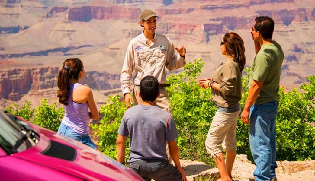 Luxury Coach Tour Sedona to the Grand Canyon Premier - 10 Hours