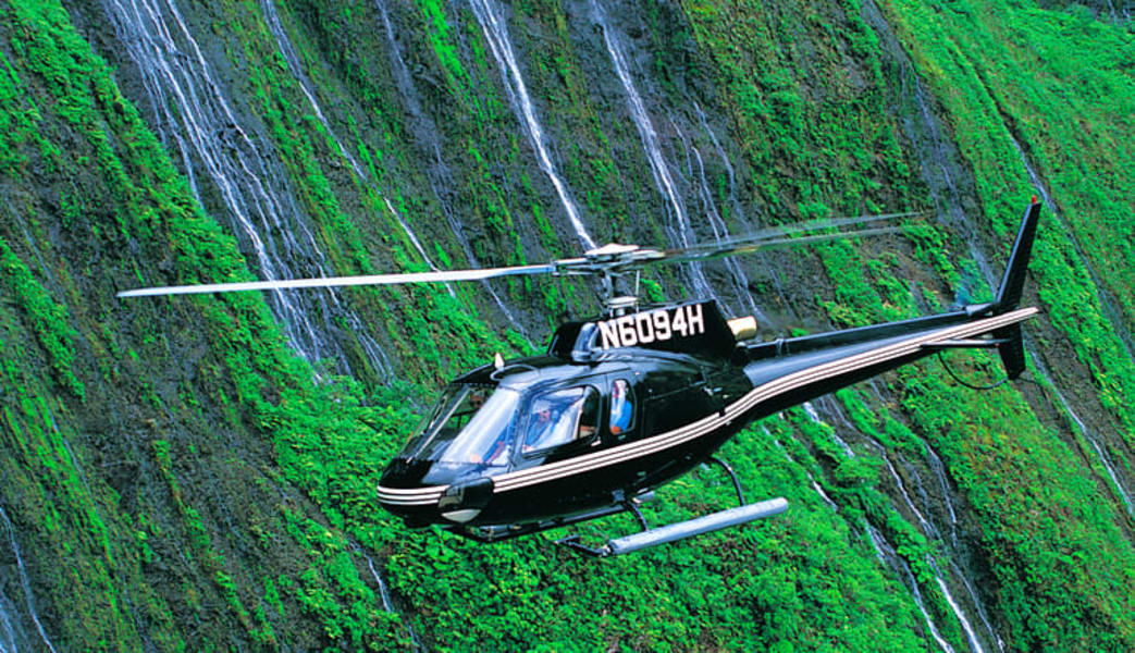 Helicopter Tour Maui, Circle Island Deluxe - 70 Minutes (SPECIAL PRICE - BOOK BEFORE 8:30AM OR AFTER 2:00PM)