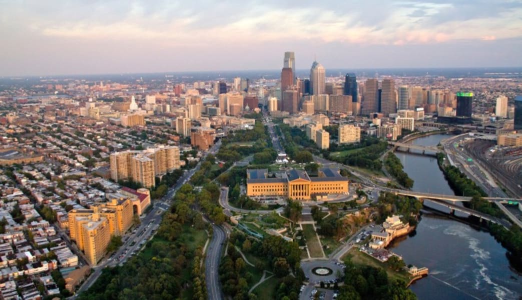 Private Helicopter Tour Philadelphia, Sunset Flight - 30 Minutes (Free Champagne On Feb 14th Flights!)