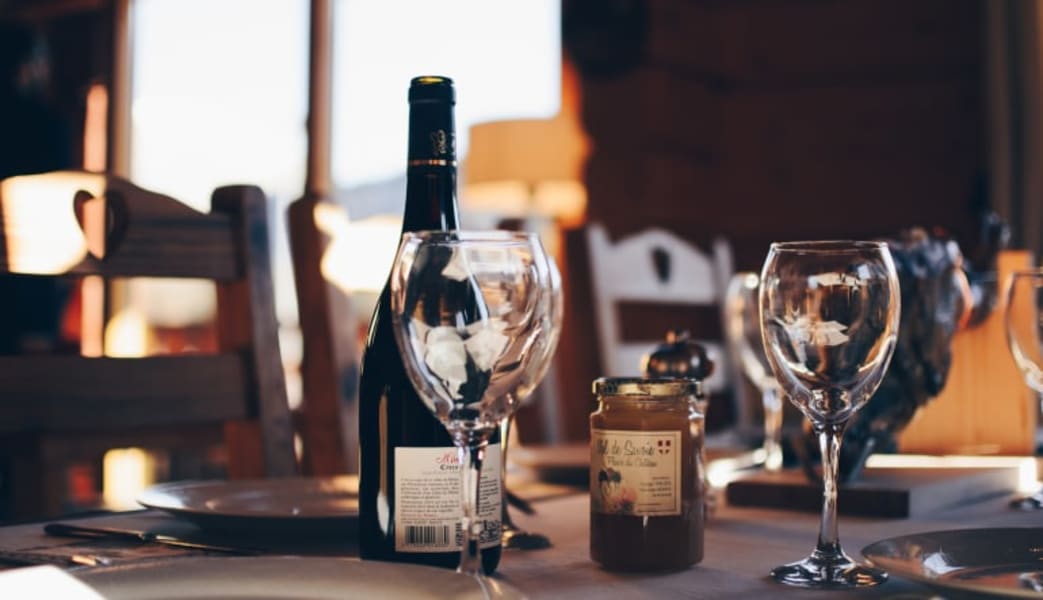 Buy Cheap Sedona Scenic Flight & Wine Tasting Tour – Full Day (WEEKDAY)