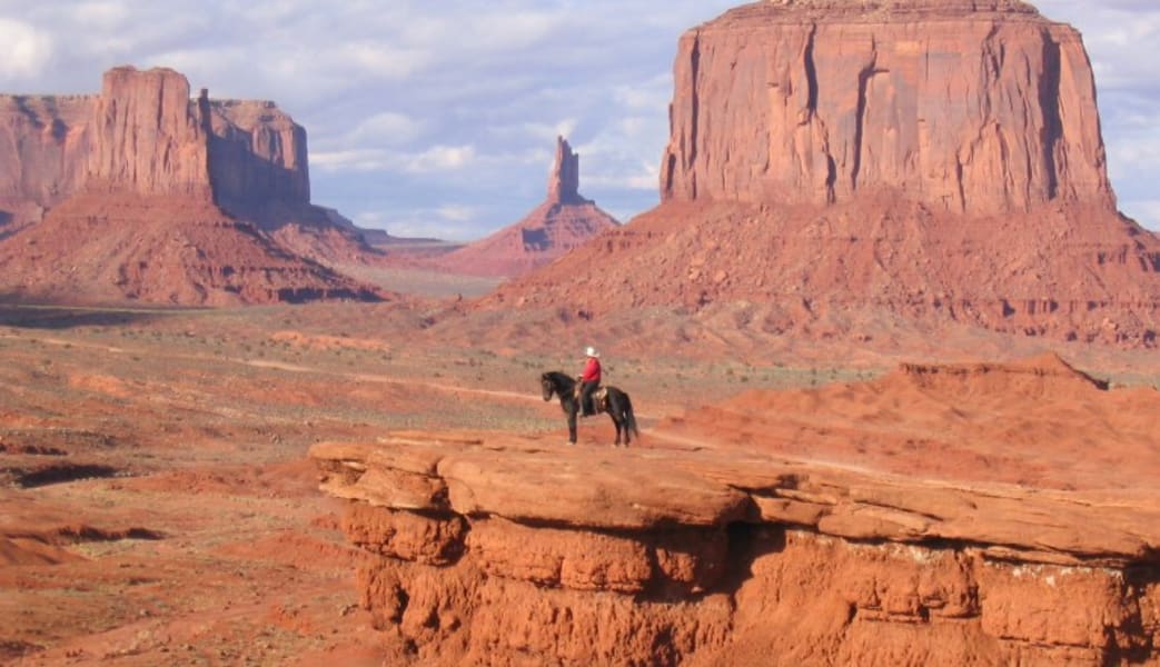 Image of Scenic Flight Monument Valley & Ground Tour from Phoenix - 8 Hours