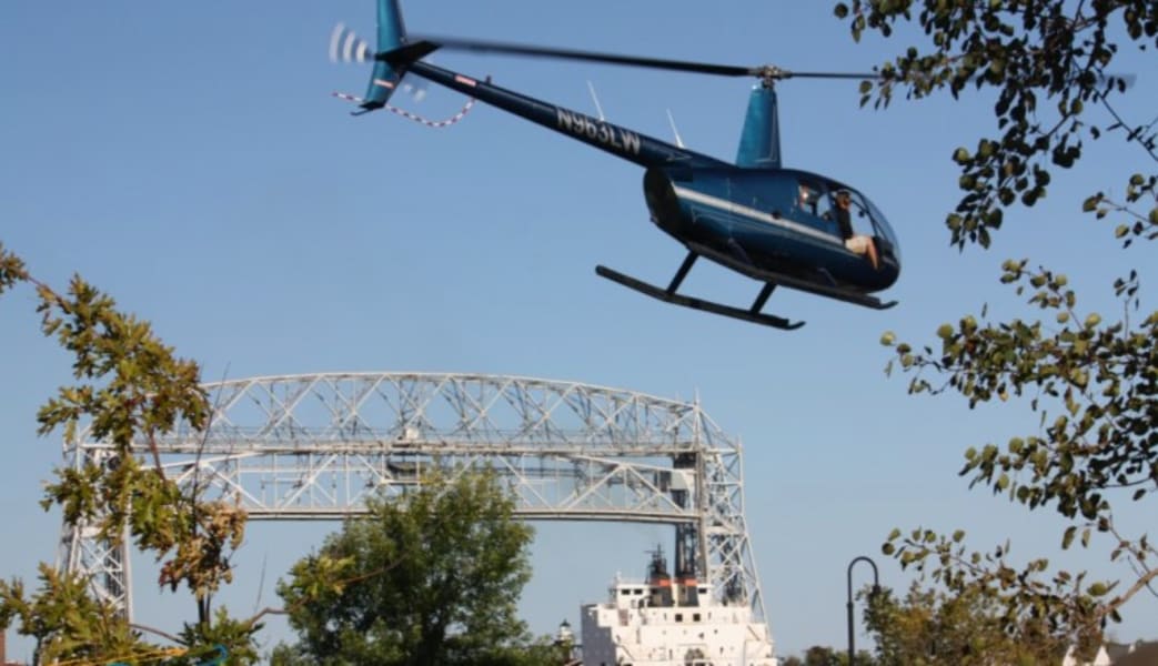 Helicopter Ride Duluth and Superior Harbor - 15 Minutes