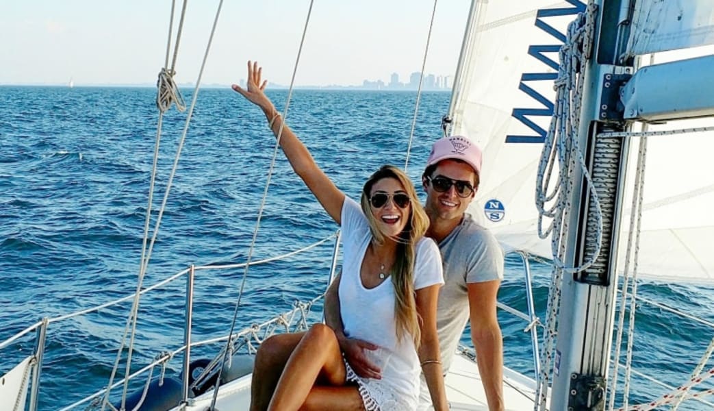 Image of Chicago Sailing Private Charter Day - 2 Hours (WEEKDAY)